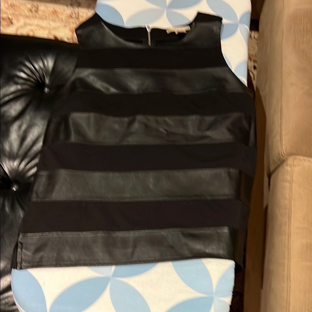 Banana Republic Black Sheath Top Sleeveless Crew Neck